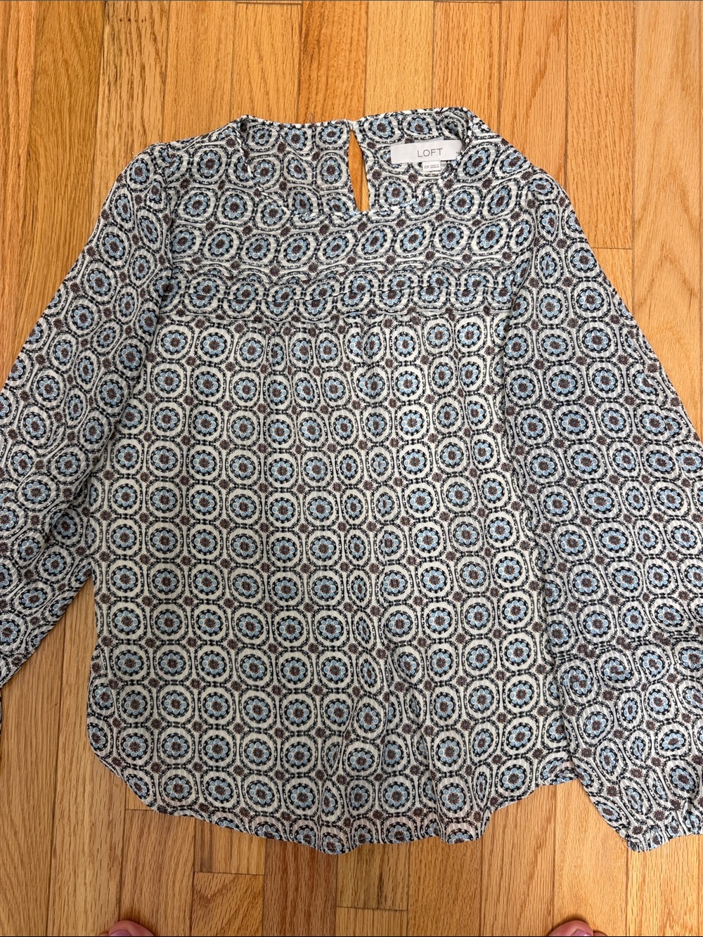 LOFT Blue and White Geometric Print Long-Sleeve Blouse XS Petite